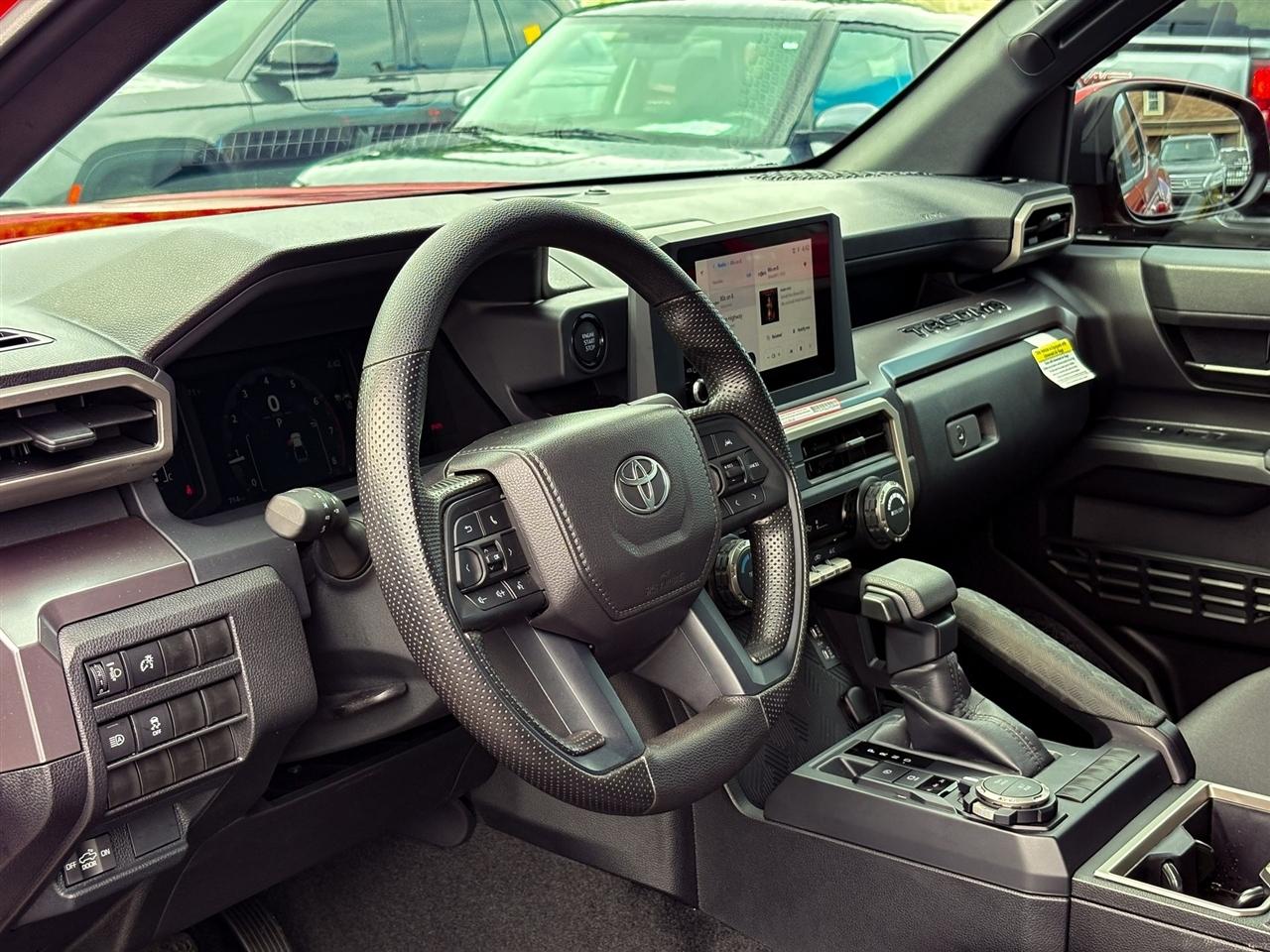 Toyota Tacoma 4WD  2026