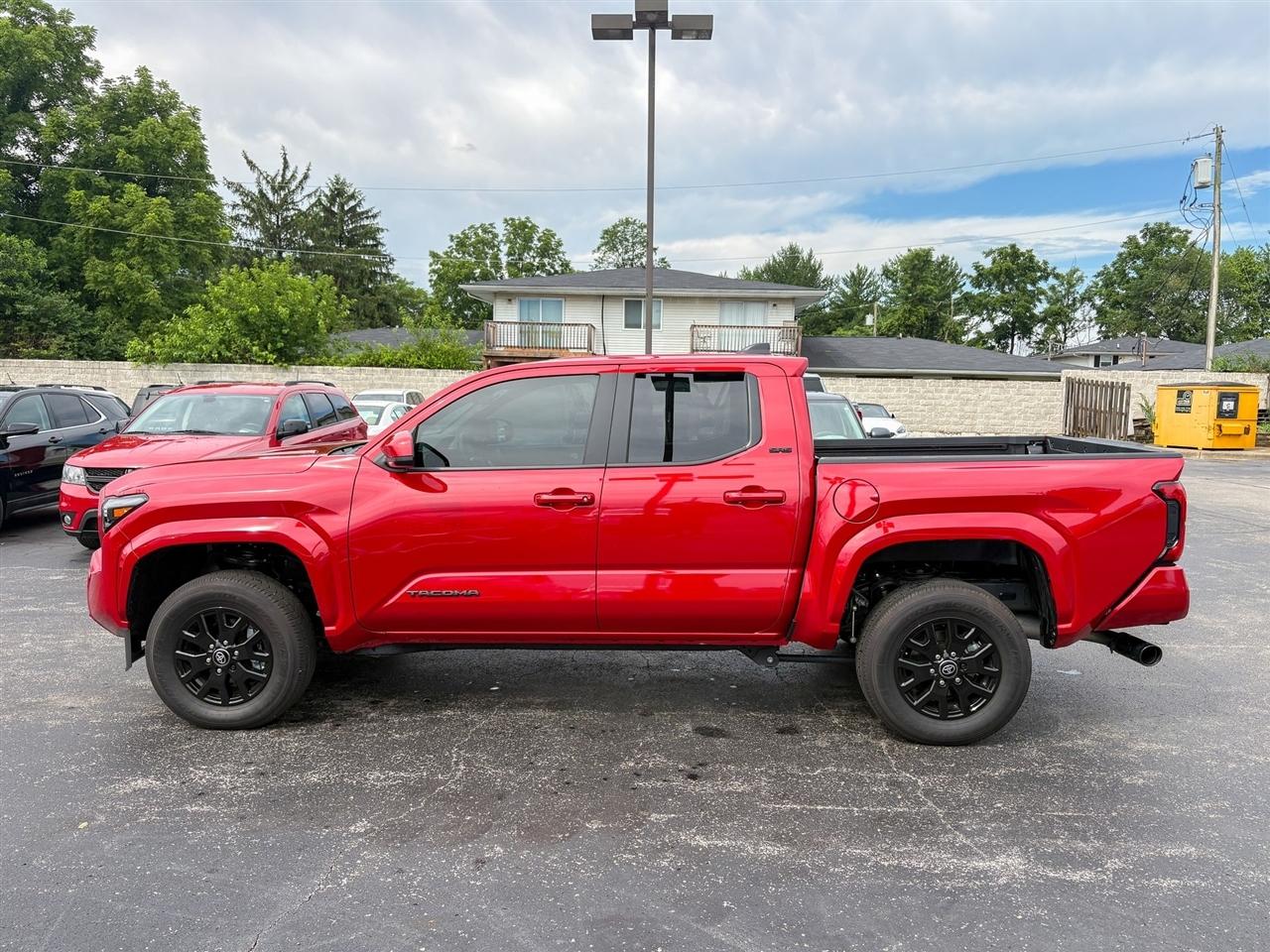 Toyota Tacoma 4WD  2026