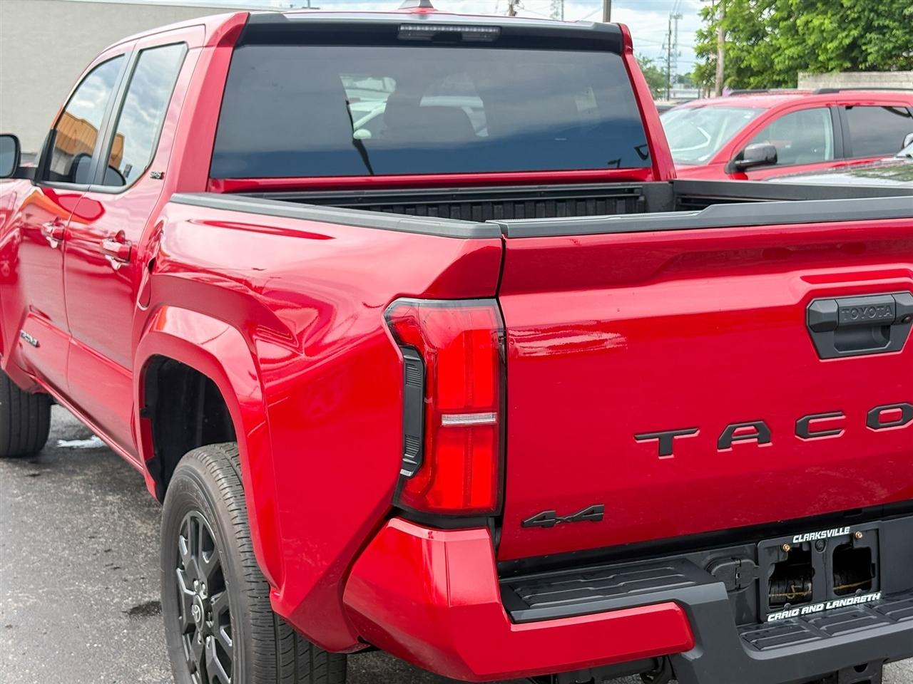 Toyota Tacoma 4WD  2026