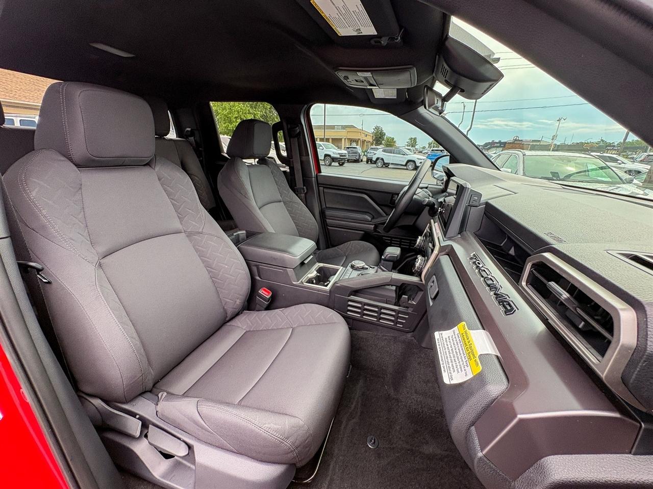 Toyota Tacoma 4WD  2026