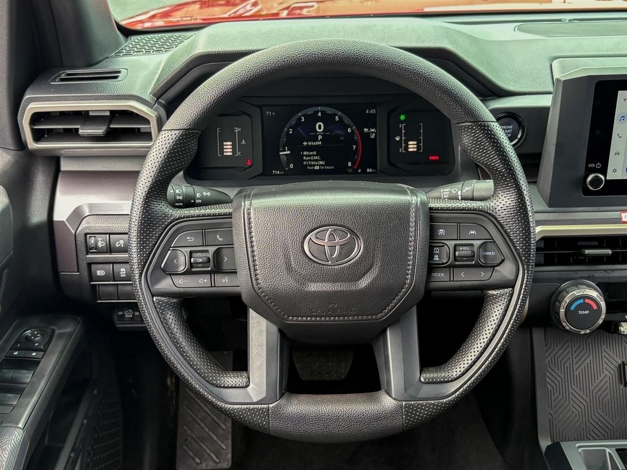 Toyota Tacoma 4WD  2026
