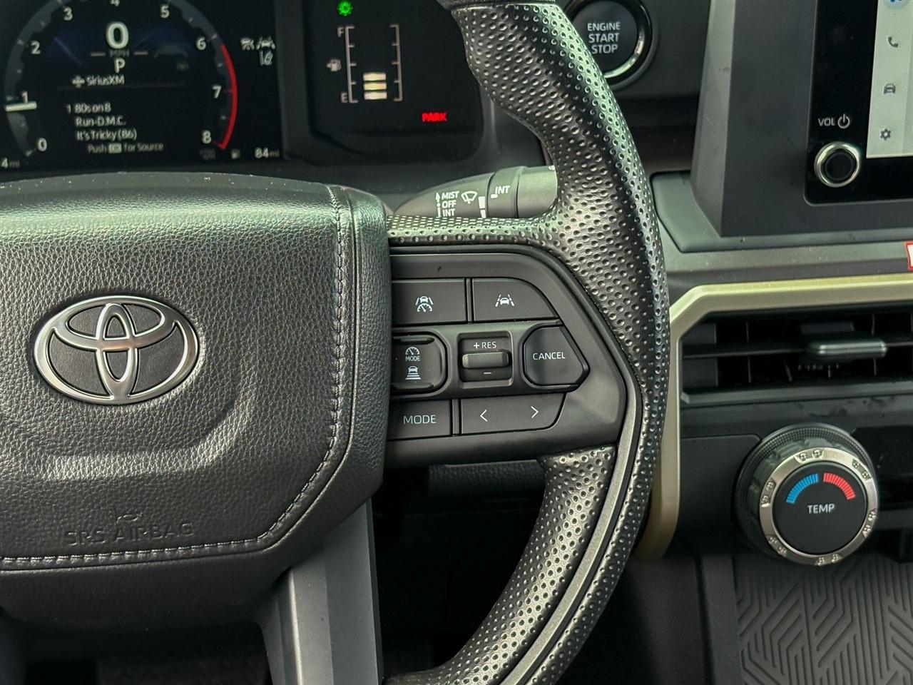 Toyota Tacoma 4WD  2026
