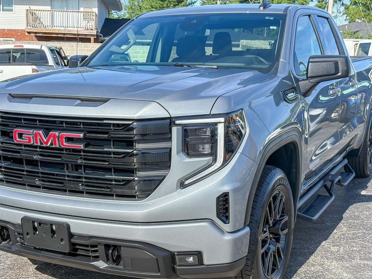 GMC Sierra 1500 Elevation Double Cab 4WD 2026