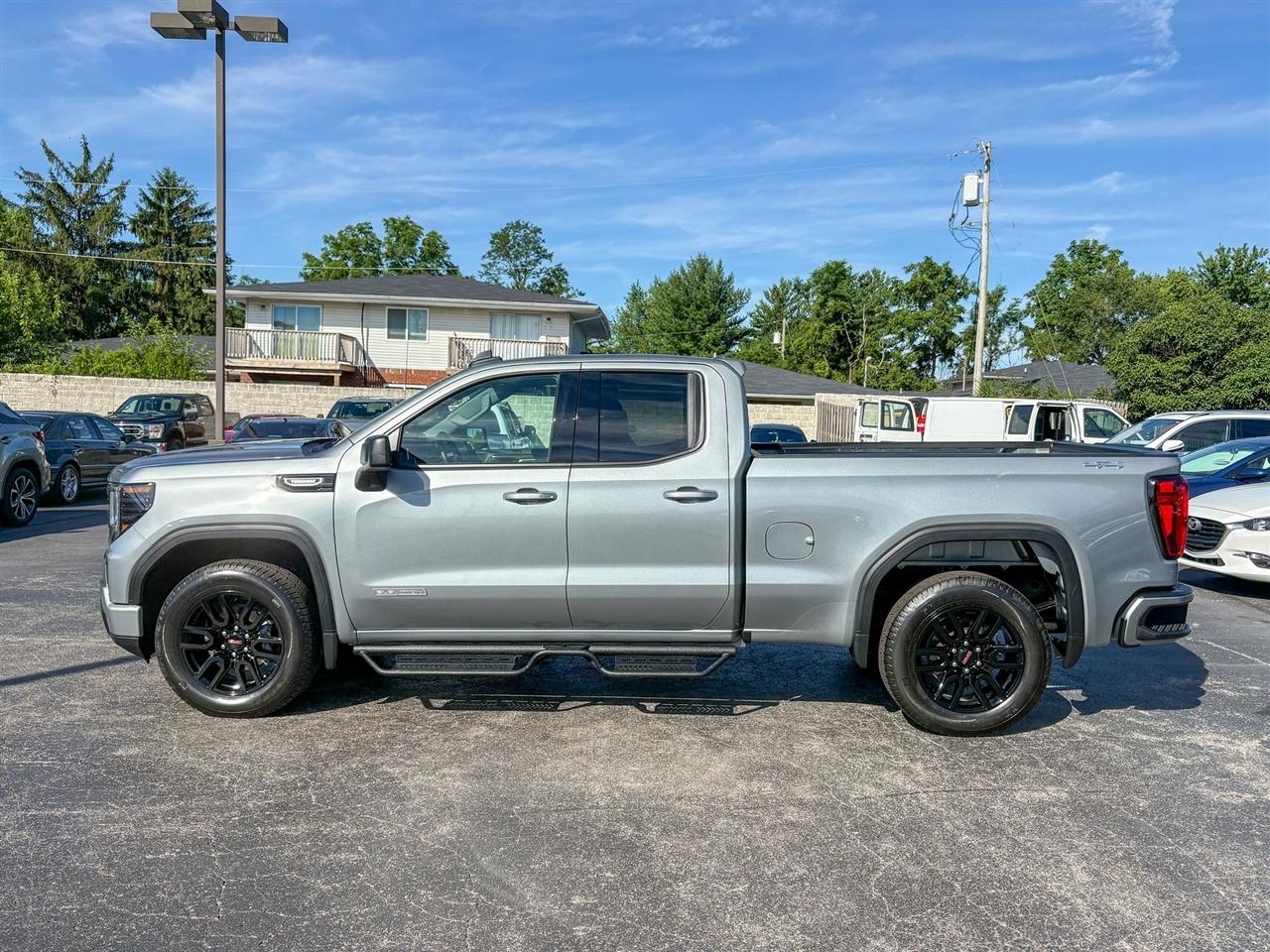 GMC Sierra 1500 Elevation Double Cab 4WD 2026