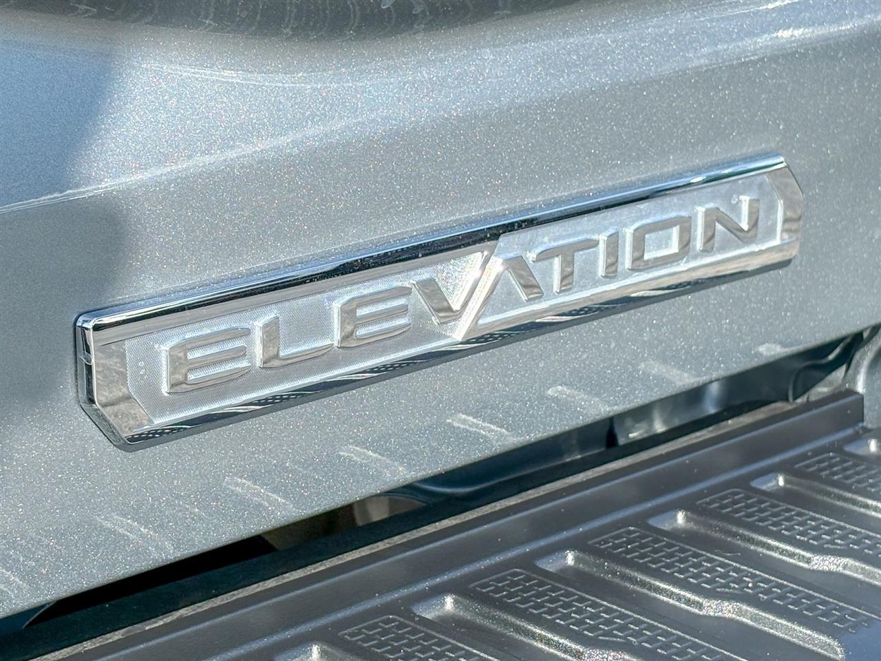 GMC Sierra 1500 Elevation Double Cab 4WD 2026