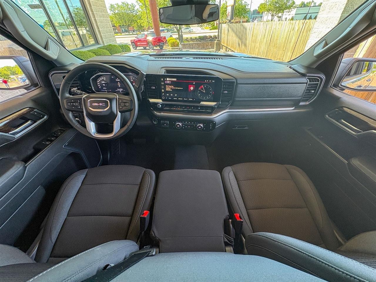 GMC Sierra 1500 Elevation Double Cab 4WD 2026