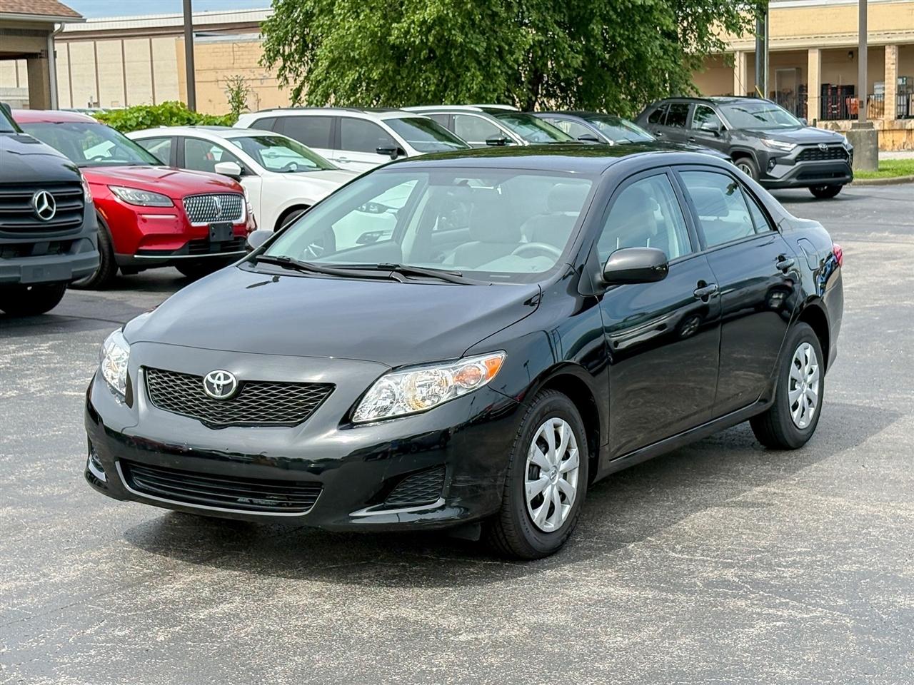 Toyota Corolla  2010