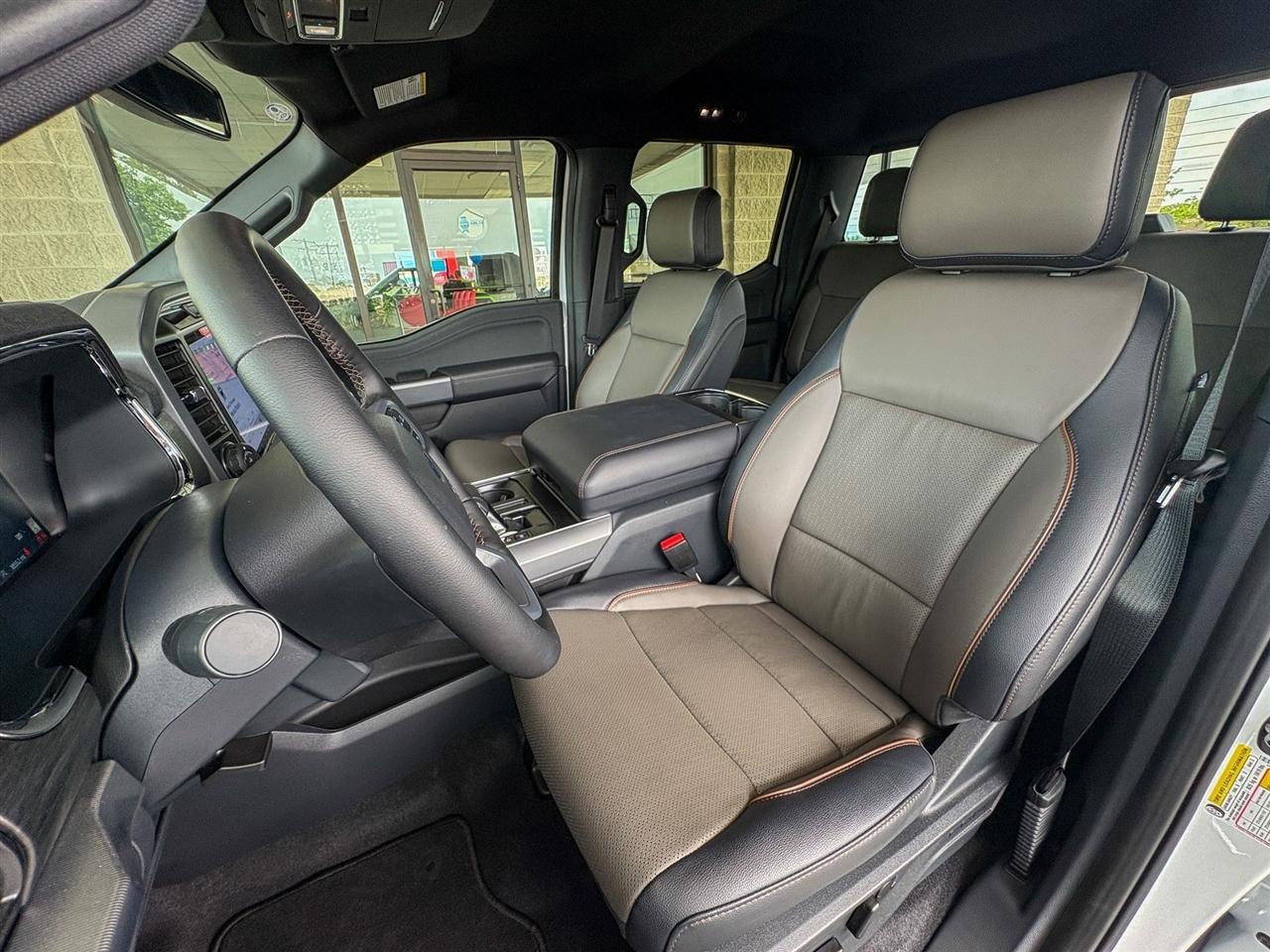 Ford F-150 Lariat SuperCrew 4WD 2026
