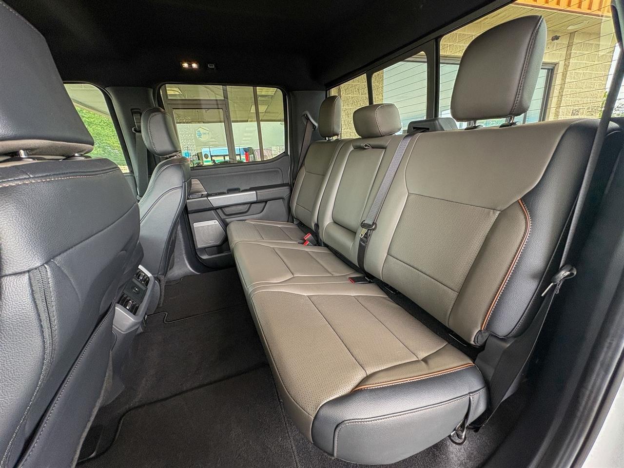 Ford F-150 Lariat SuperCrew 4WD 2026