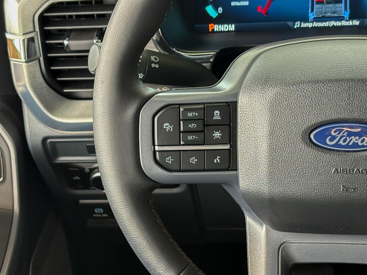 Ford F-150 Lariat SuperCrew 4WD 2026