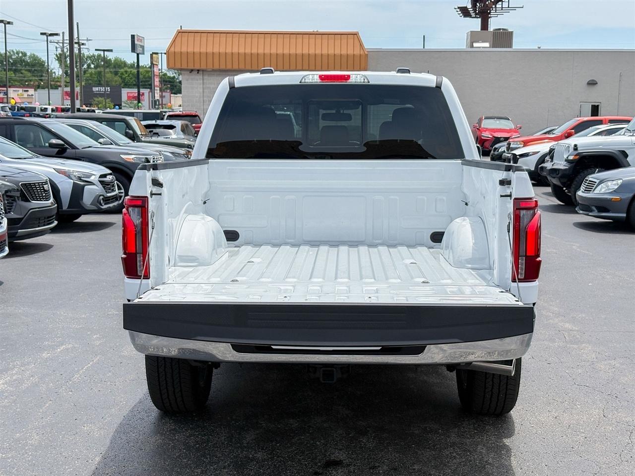 Ford F-150 Lariat SuperCrew 4WD 2026