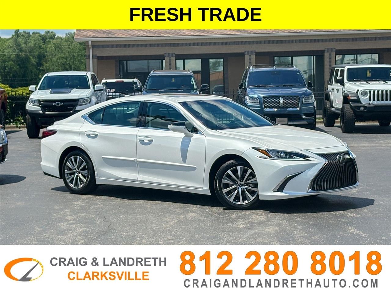 Lexus ES  2021