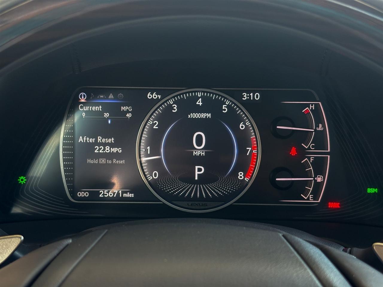 Lexus ES  2021