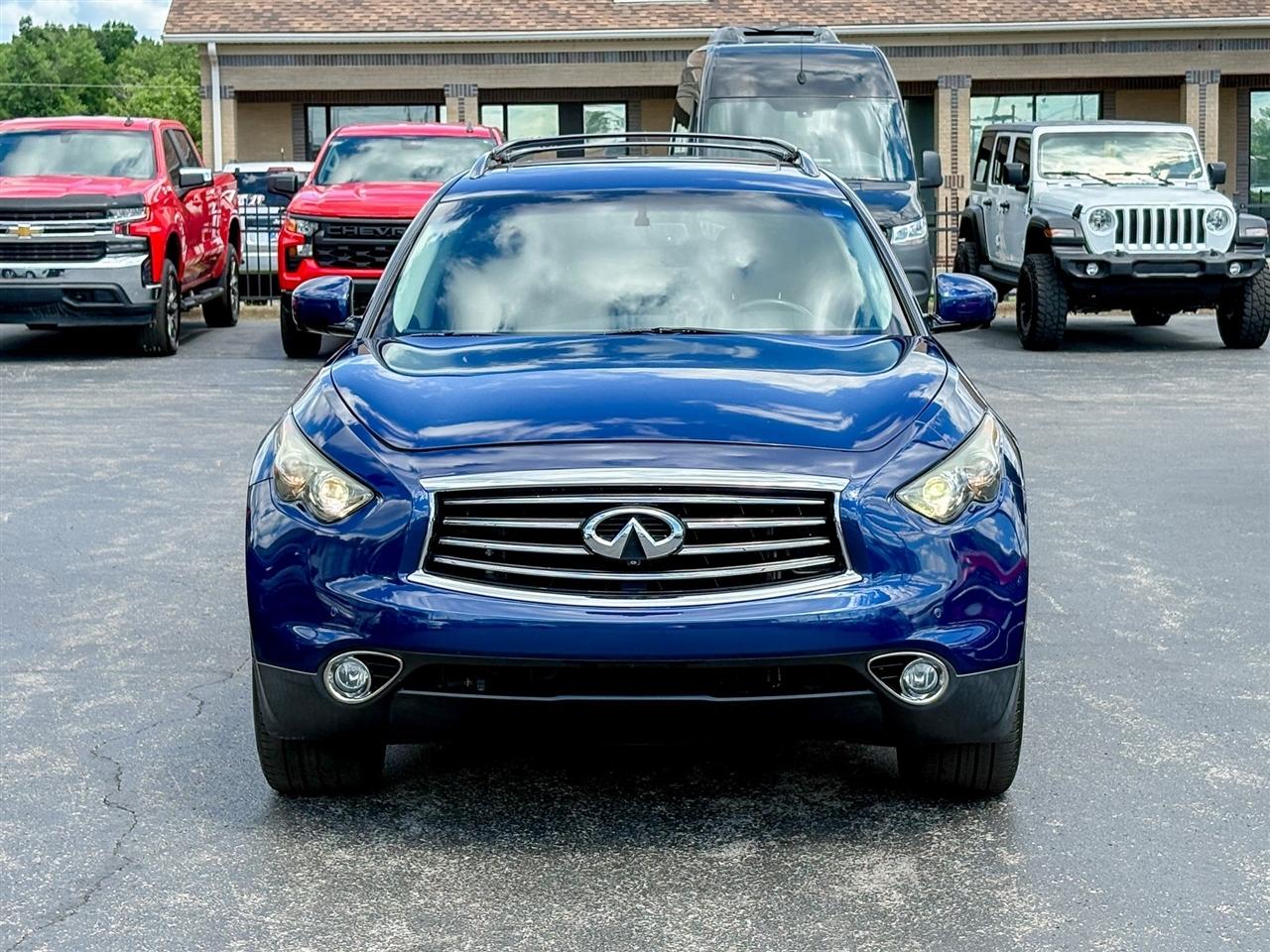 Infiniti FX35  2012