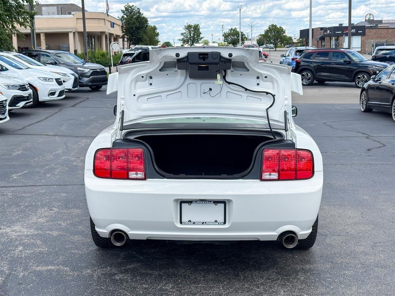 Ford Mustang  2009