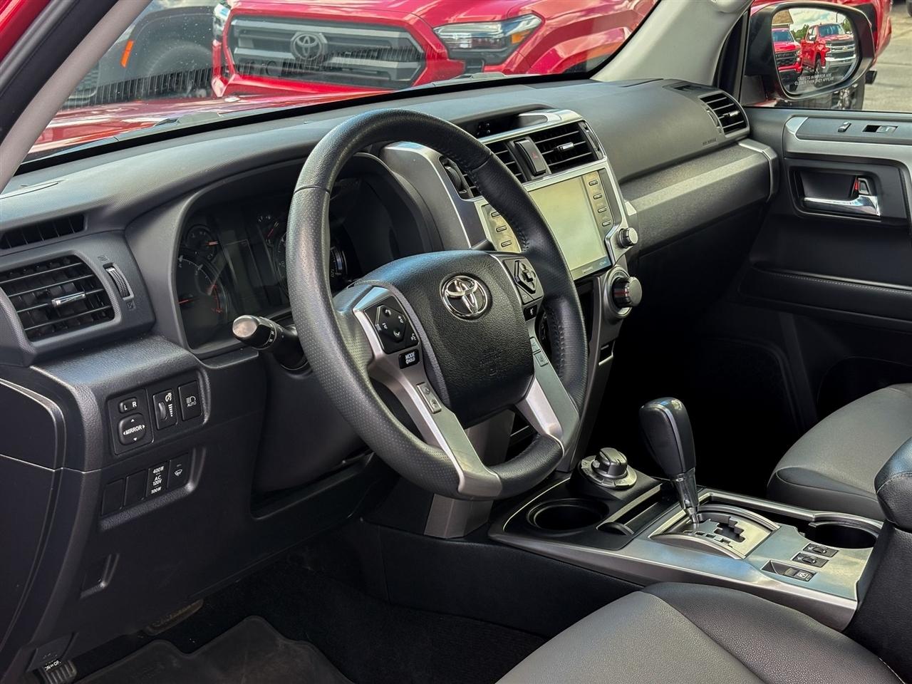 Toyota 4Runner SR5 Premium 4WD 2022
