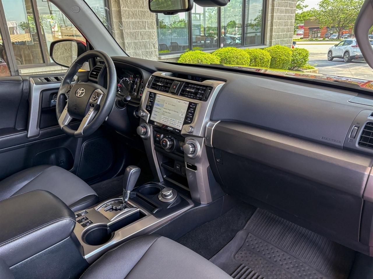 Toyota 4Runner SR5 Premium 4WD 2022