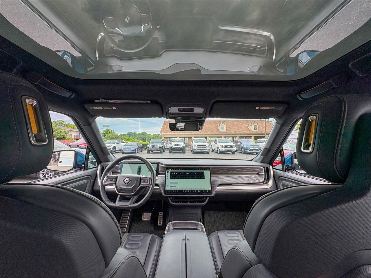 Rivian R1T Adventure 2022