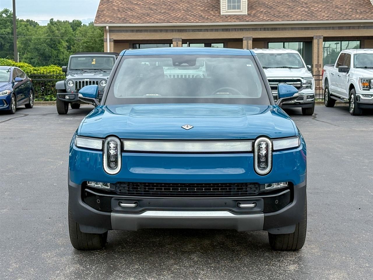 Rivian R1T Adventure 2022