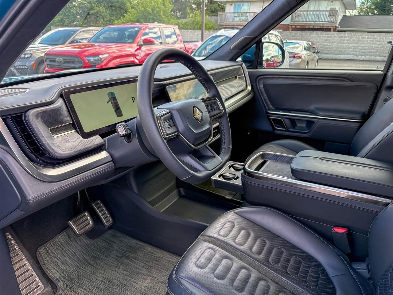 Rivian R1T Adventure 2022