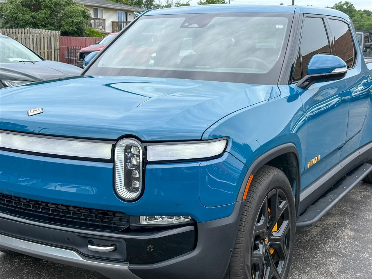 Rivian R1T Adventure 2022
