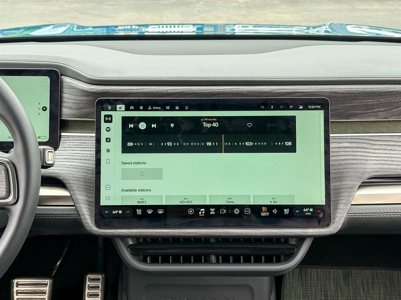 Rivian R1T Adventure 2022