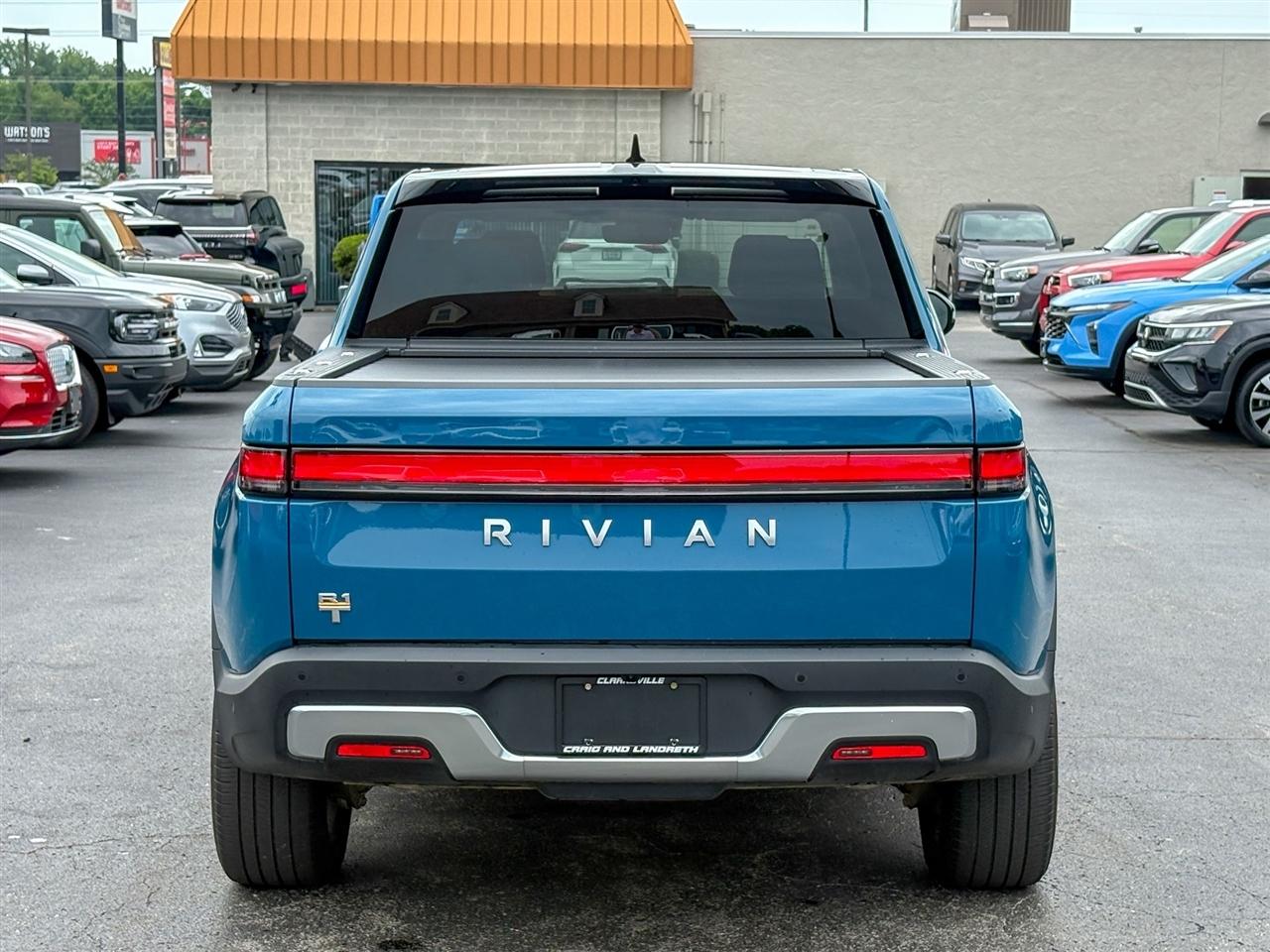Rivian R1T Adventure 2022