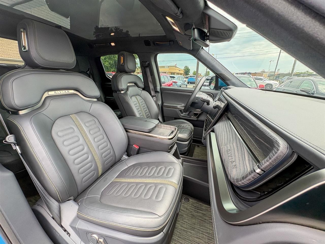 Rivian R1T Adventure 2022