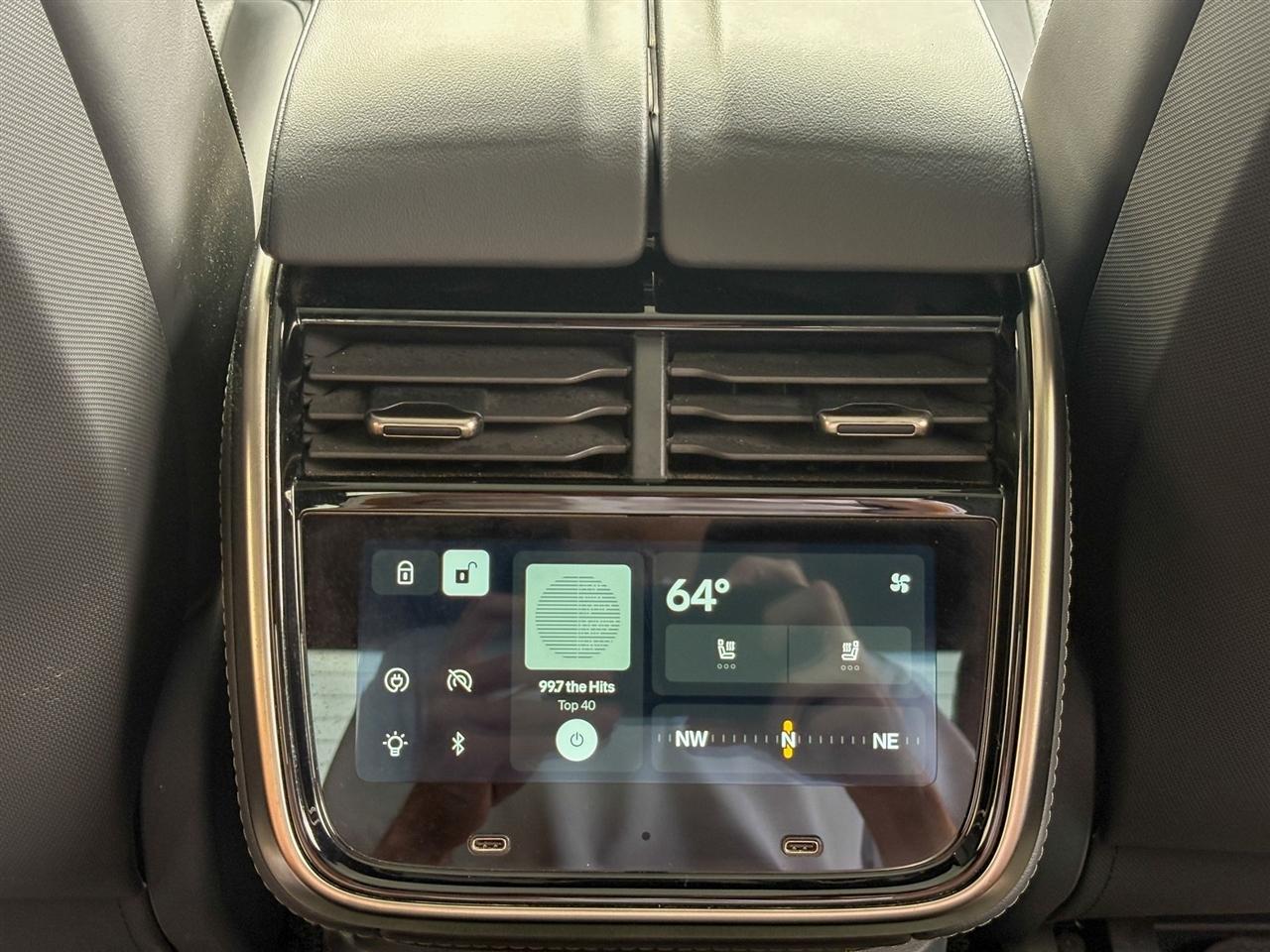 Rivian R1T Adventure 2022