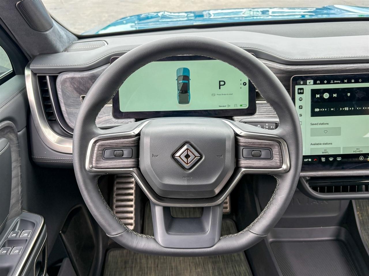 Rivian R1T Adventure 2022