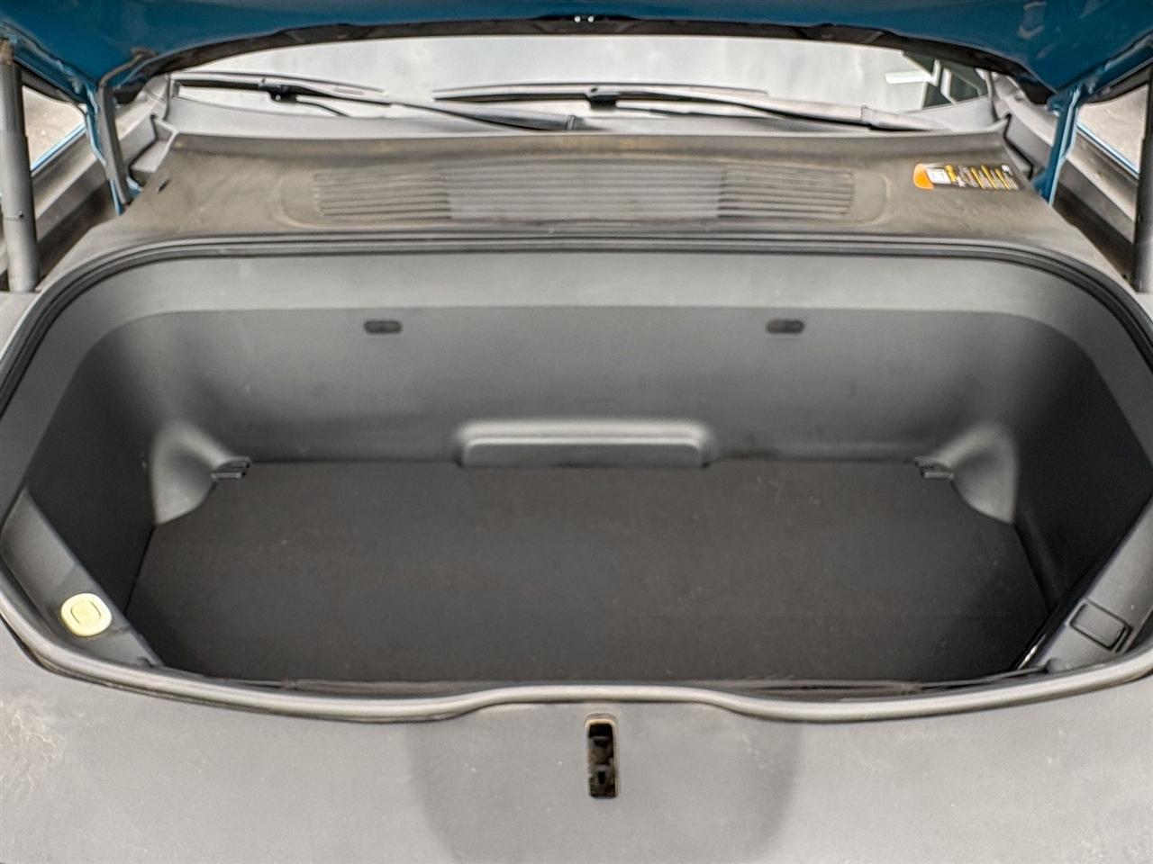 Rivian R1T Adventure 2022