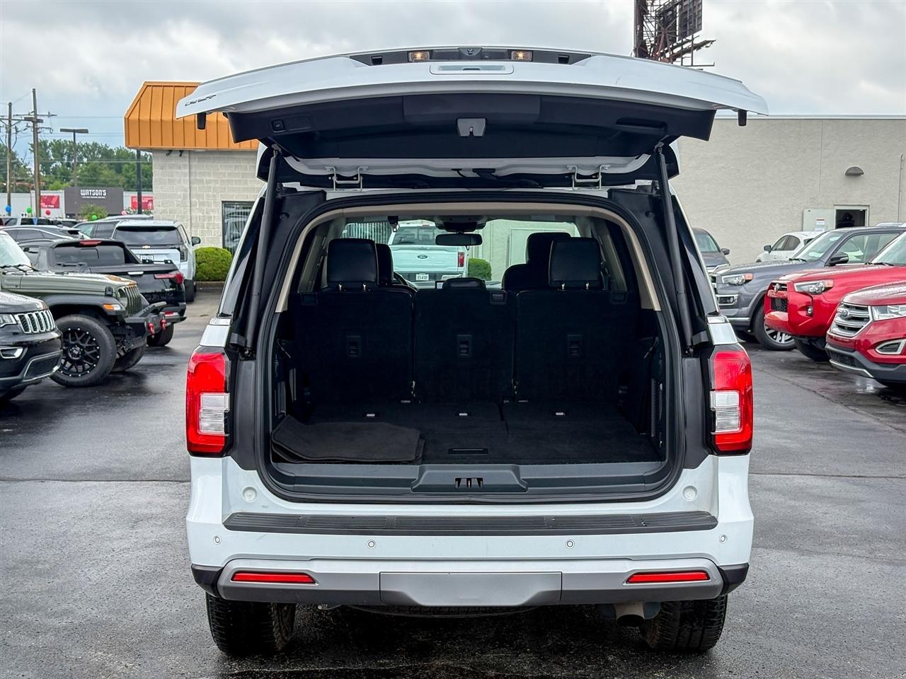 Ford Expedition  2024