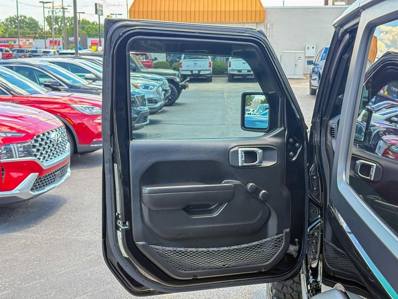 Jeep Wrangler  2022