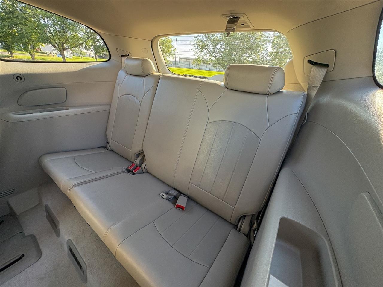 Buick Enclave  2012