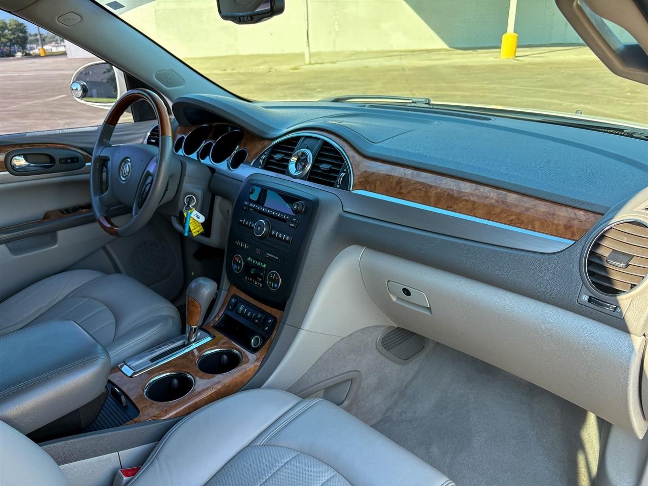 Buick Enclave  2012