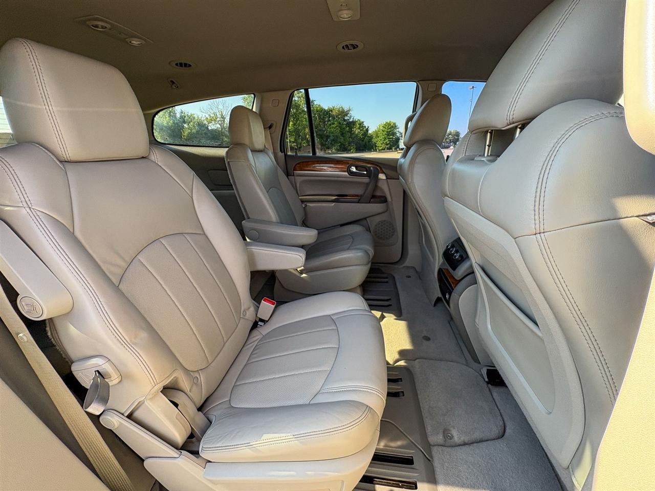 Buick Enclave  2012