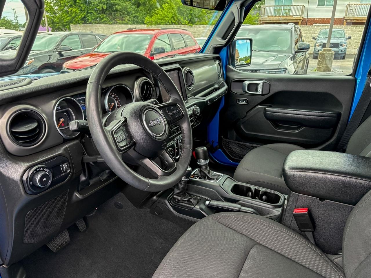 Jeep Wrangler  2023
