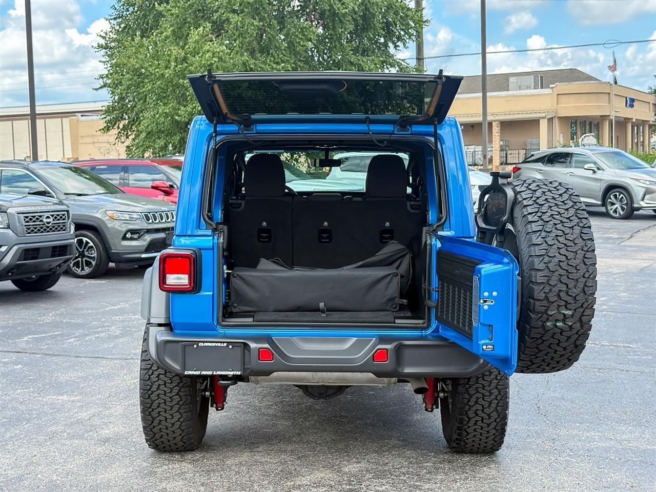 Jeep Wrangler Unlimited High Tide 4x4 2023