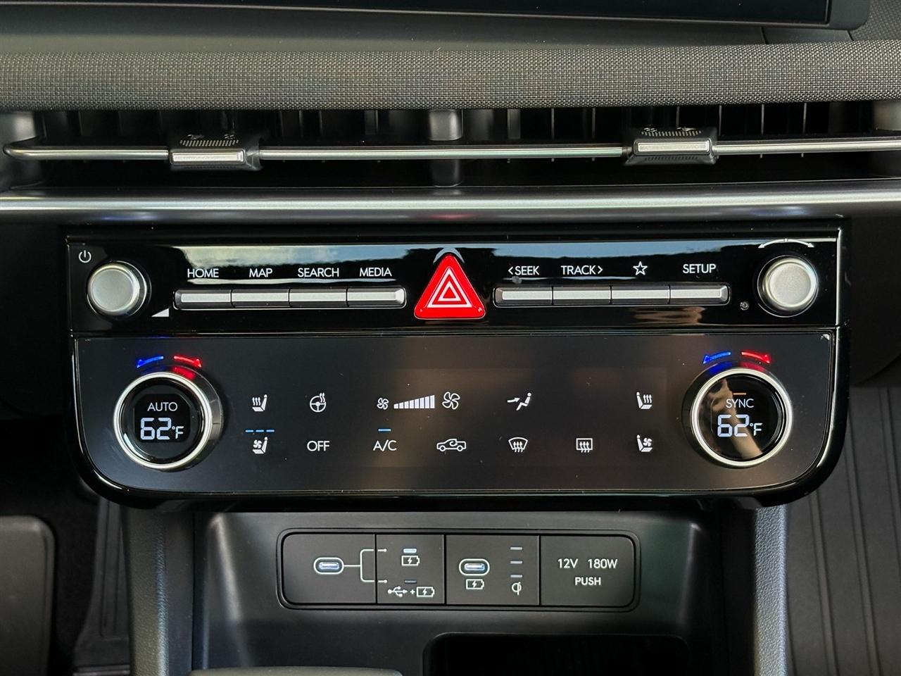 Hyundai Santa Cruz  2026