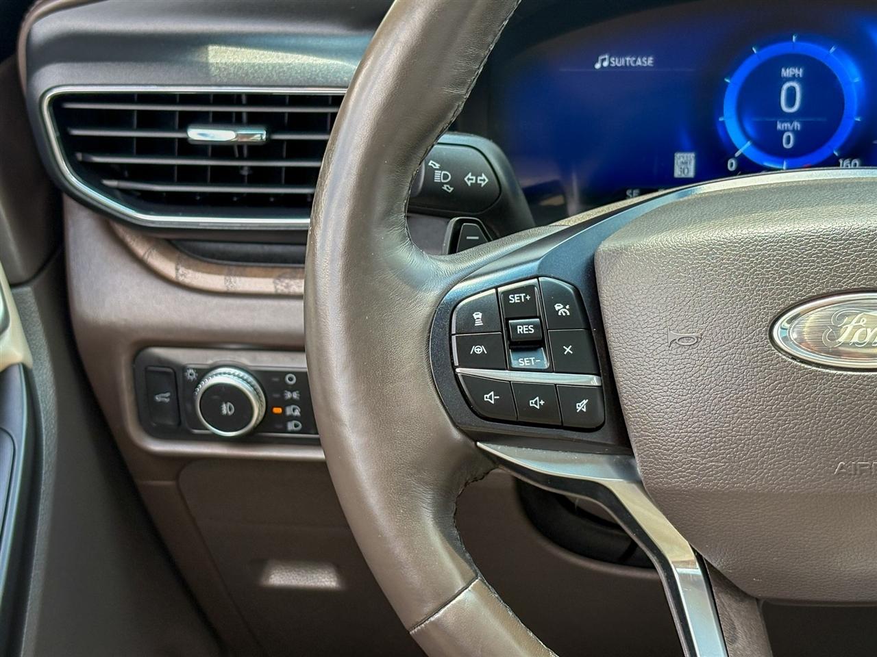 Ford Explorer  2020