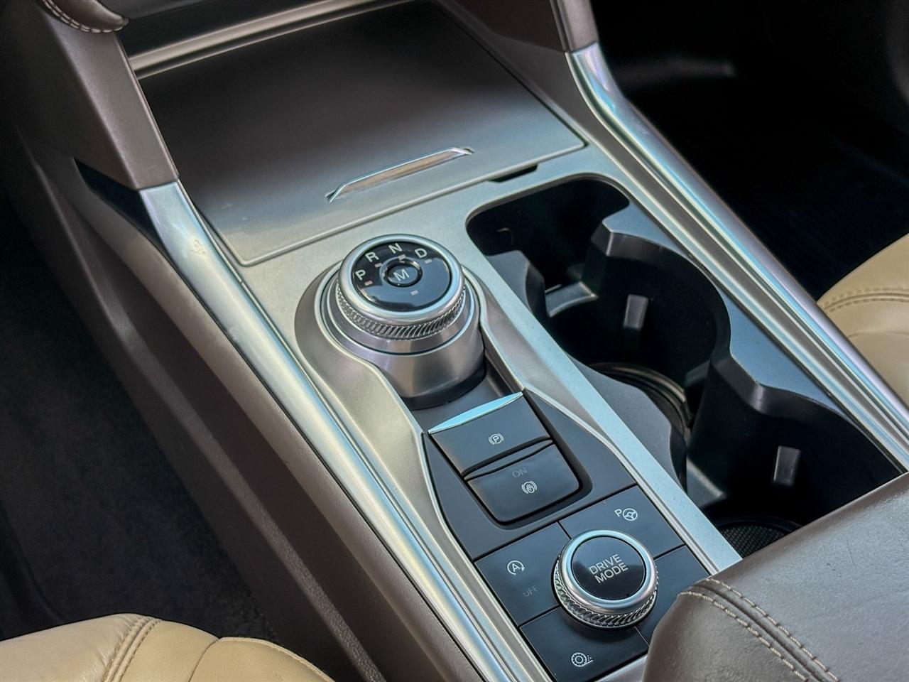Ford Explorer  2020