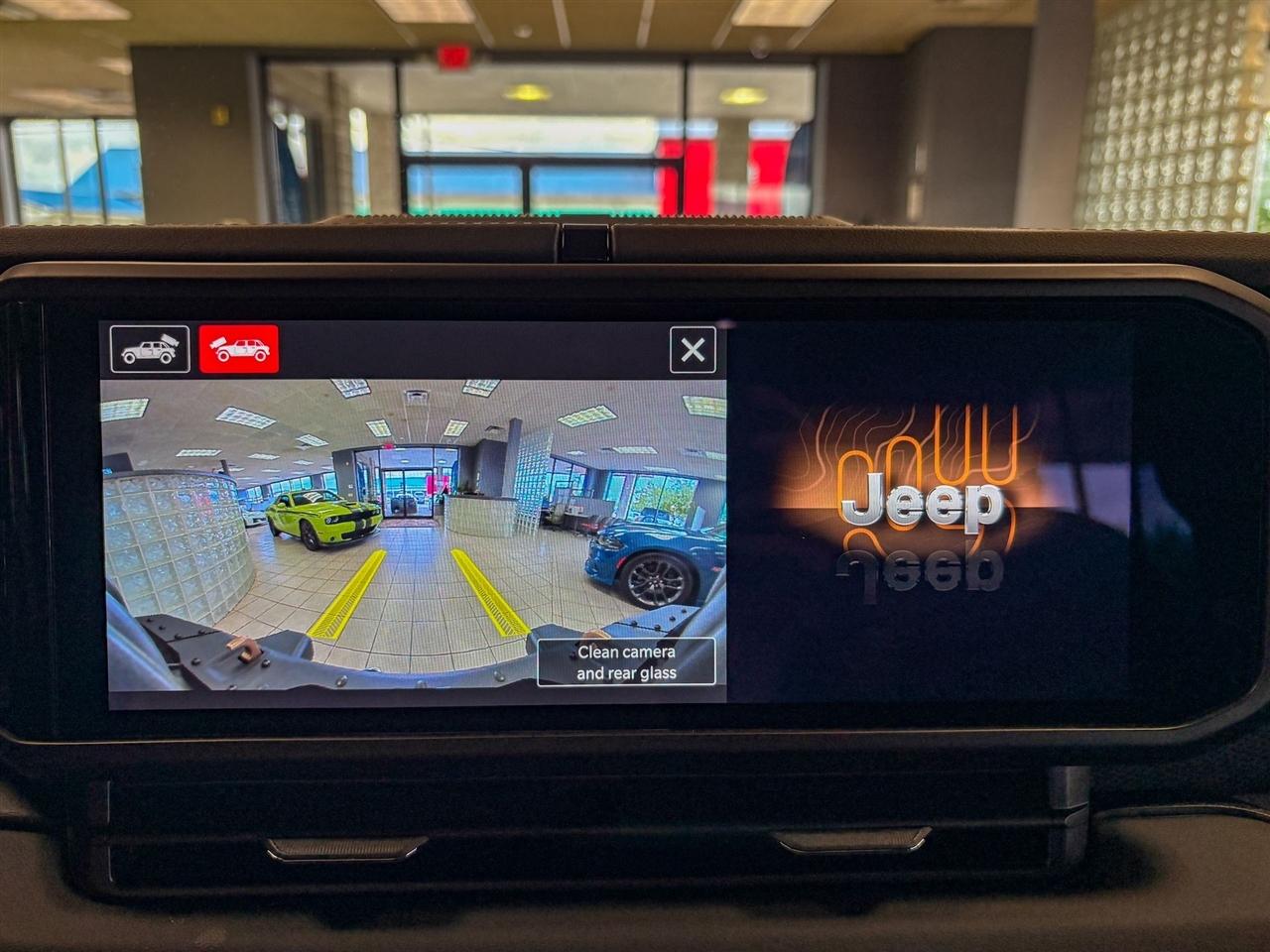 Jeep Wrangler  2025