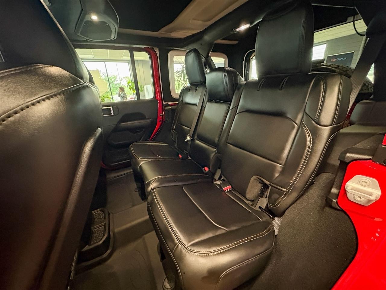 Jeep Wrangler  2025