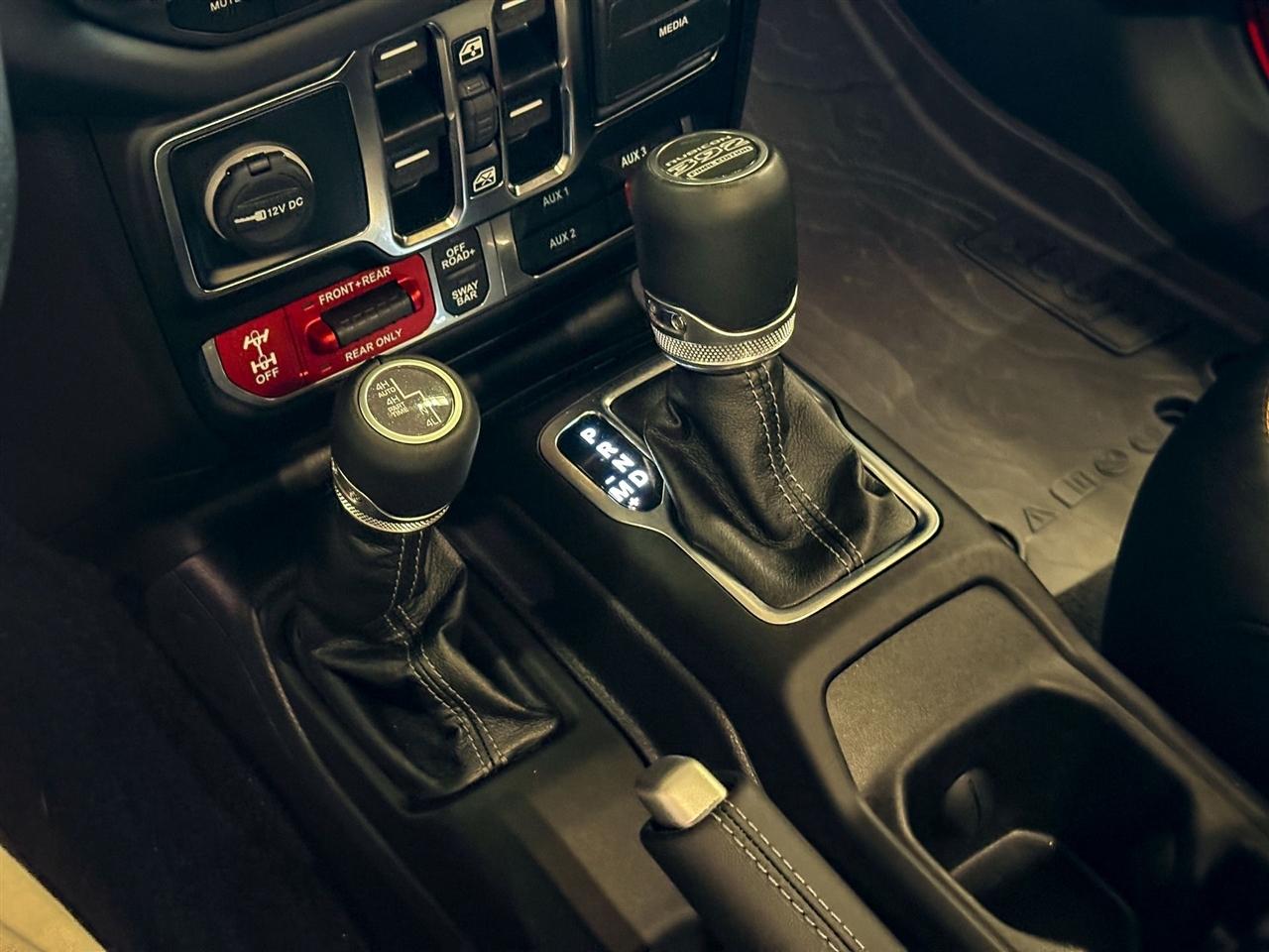 Jeep Wrangler  2025