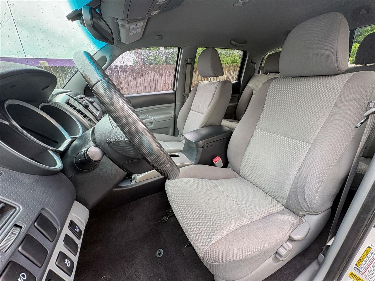 Toyota Tacoma  2013
