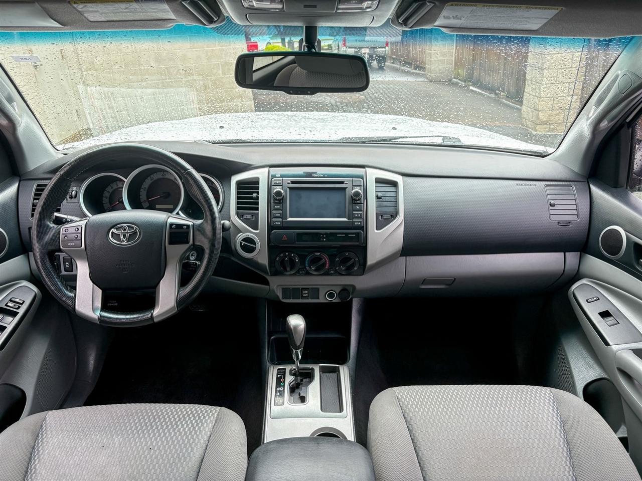 Toyota Tacoma  2013