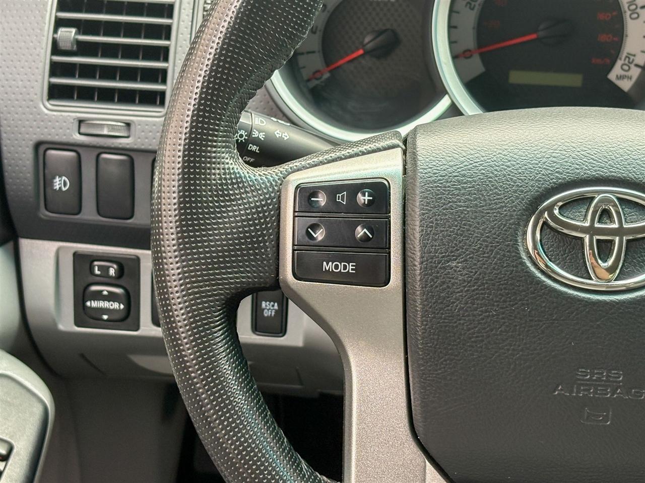 Toyota Tacoma  2013