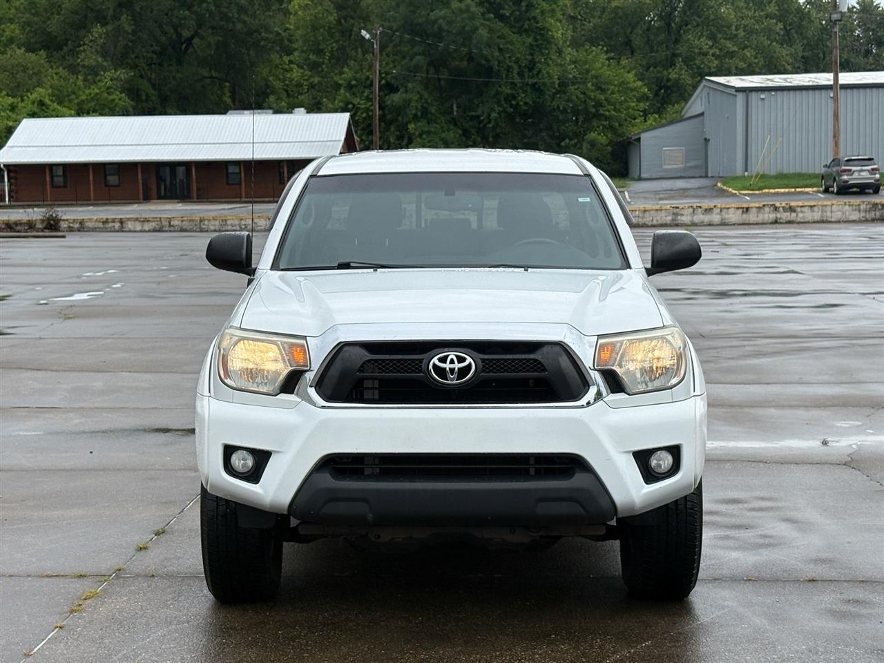 Toyota Tacoma  2013