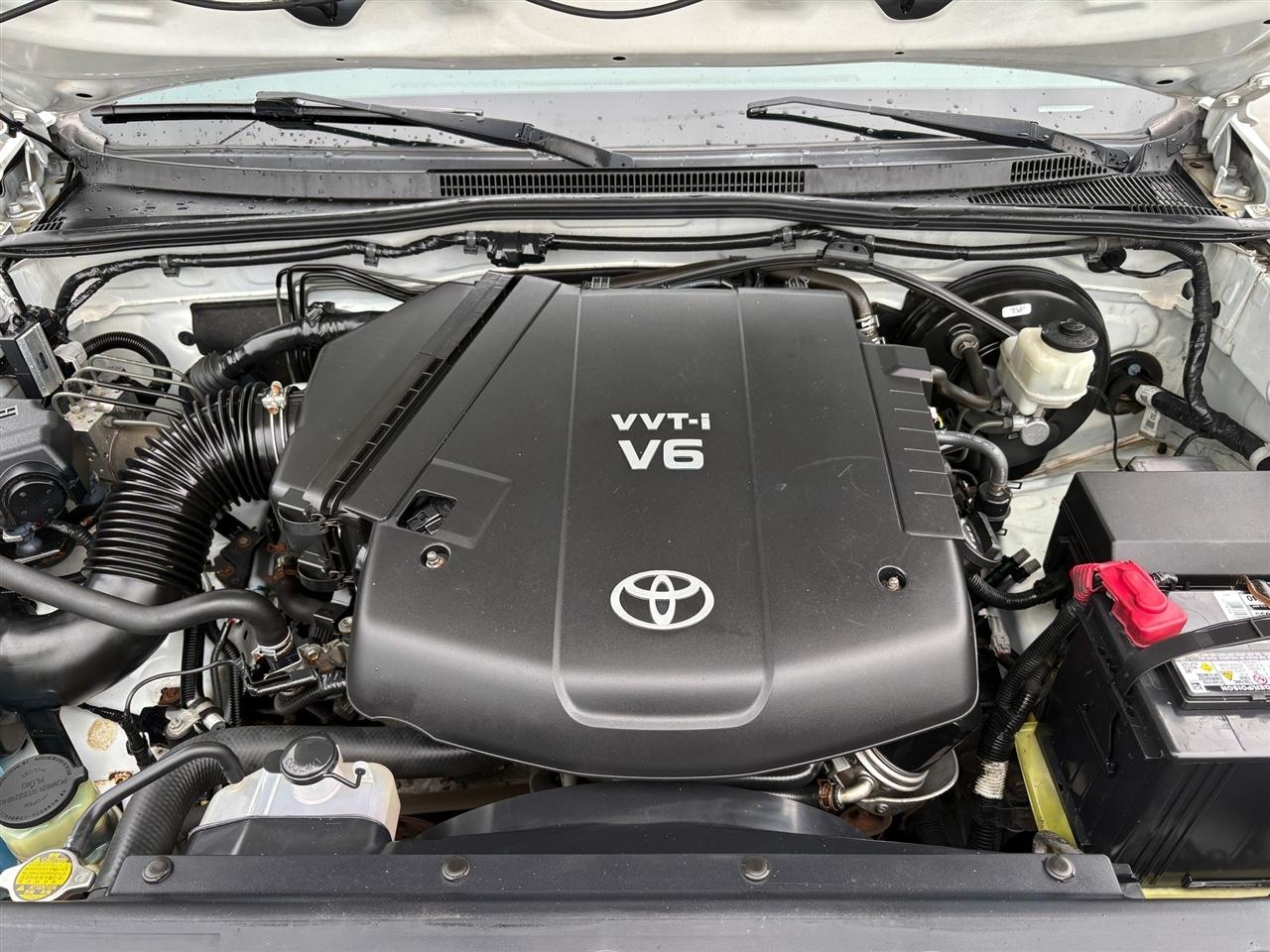 Toyota Tacoma  2013