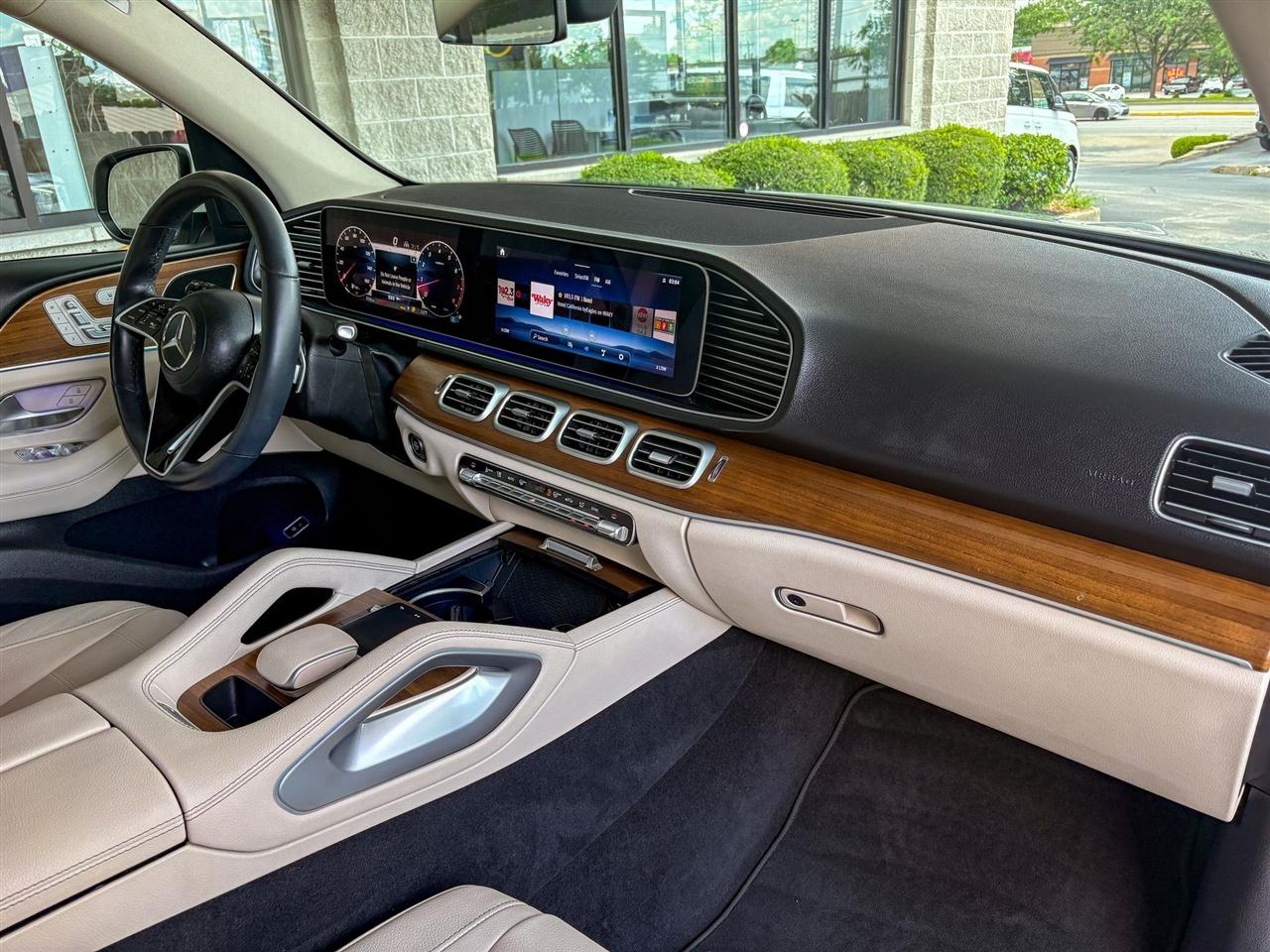 Mercedes-Benz GLE  2024